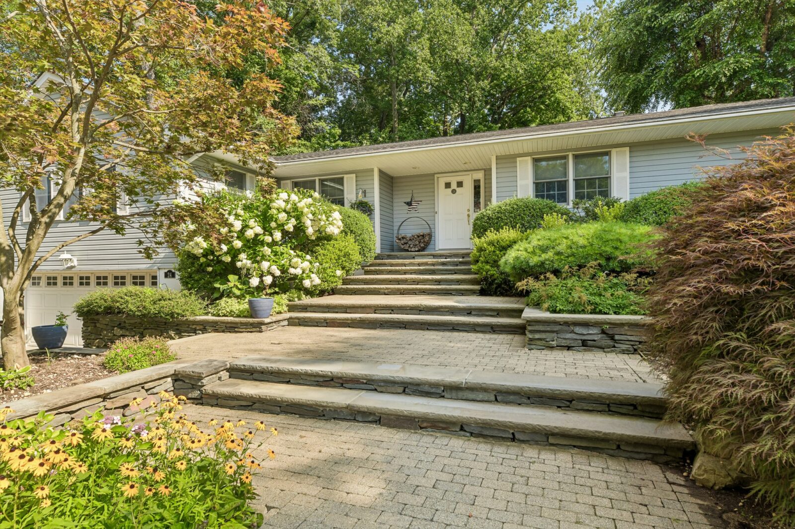 2-web-or-mls-Vanad Dr-S0108-004