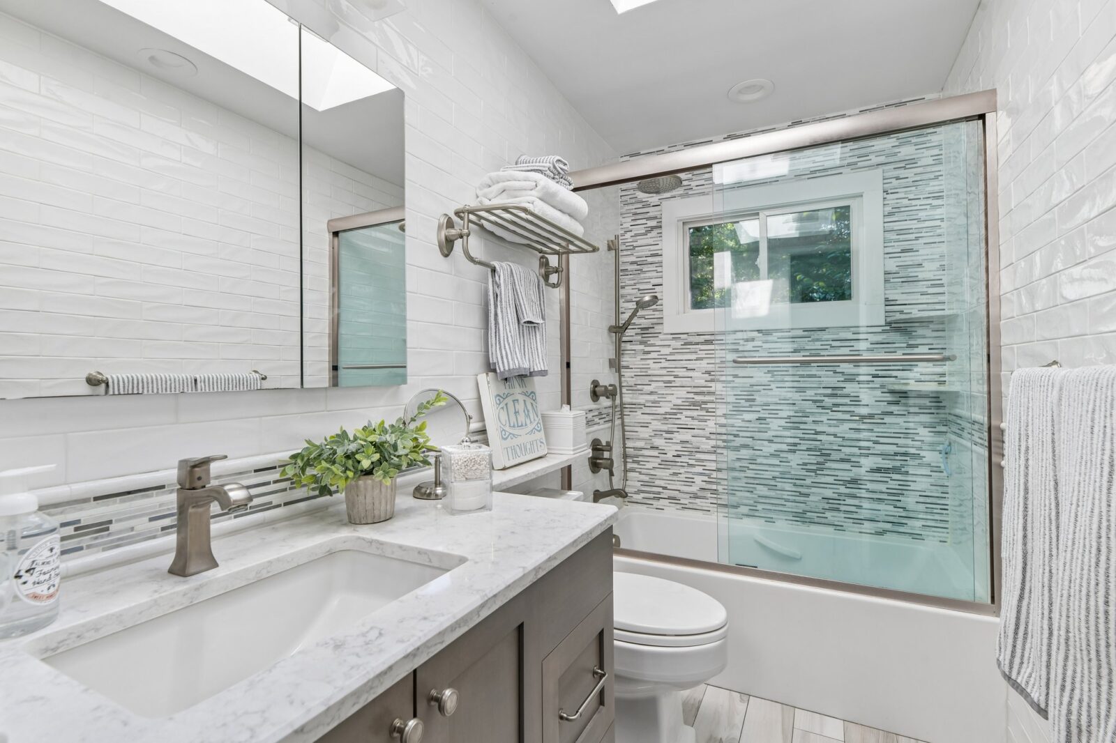 22-web-or-mls-Vanad Dr-S0108-029 22-web-or-mls-Vanad Dr-S0108-029
